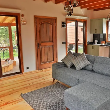 فيلة Lal Hayal Konaklari *